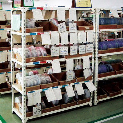 Rack de carga leve Rack de ferro de caixa de cartão Rack de armazenamento Rack de armazenamento