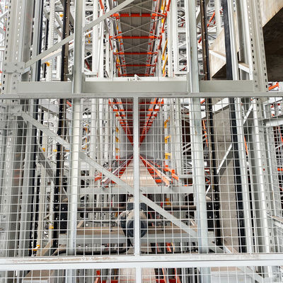 Sistema de armazenamento em depósito tridimensional de veículos de transporte e transporte Sistema automatizado de armazenamento e recuperação ASRS