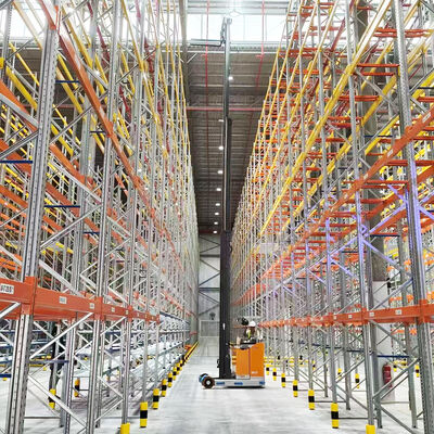 Equipamento de armazenagem de paletes