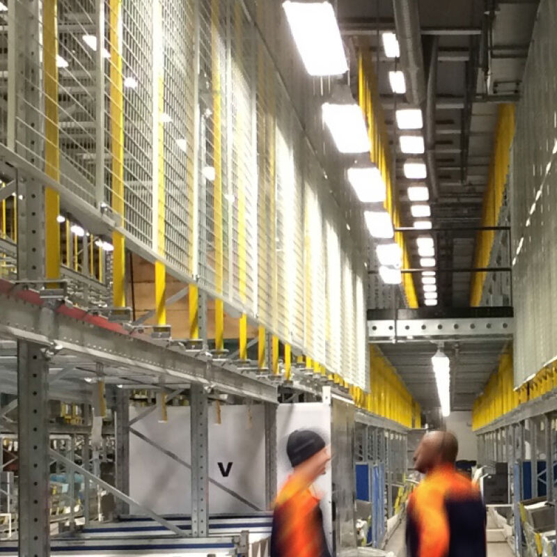 Cercas de malha de arame elétrico para estantes de armazenagem de armazém